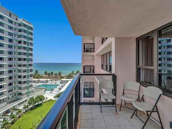 3rd image of 5225 Collins Ave APT 1016