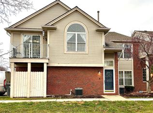 43145 Woodbridge Dr #114, Clinton Township, MI 48038