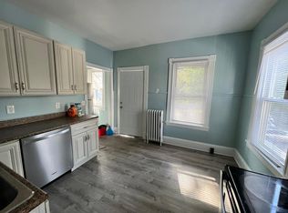 388 Broadway St #2R, Chicopee, MA 01020