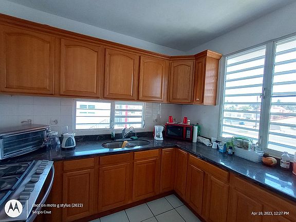 Upstairs kitchen 