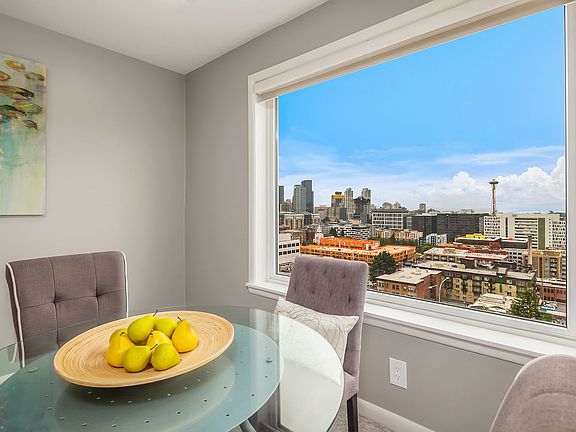 4th image of 420 Melrose Ave E APT 801