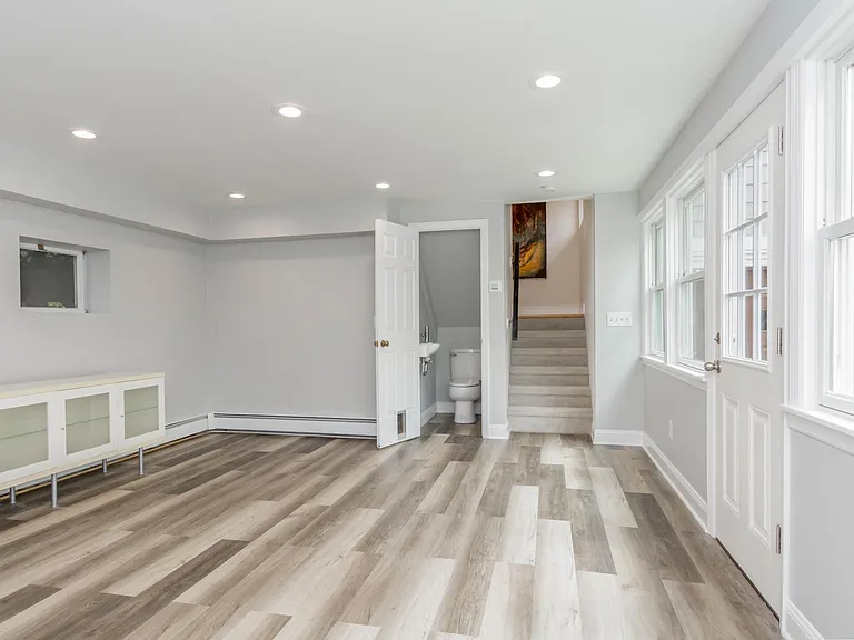 241 Maple Rd #1 — Photo 6