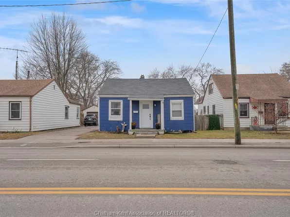 14 McNaughton Ave, Chatham Kent, ON N8A 1R8