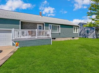 904 42nd Ave, Menominee, MI 49858