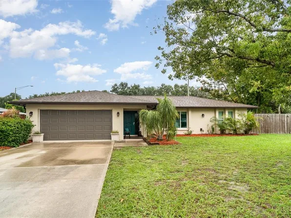 2847 Indianwood Dr, Sarasota, FL 34232