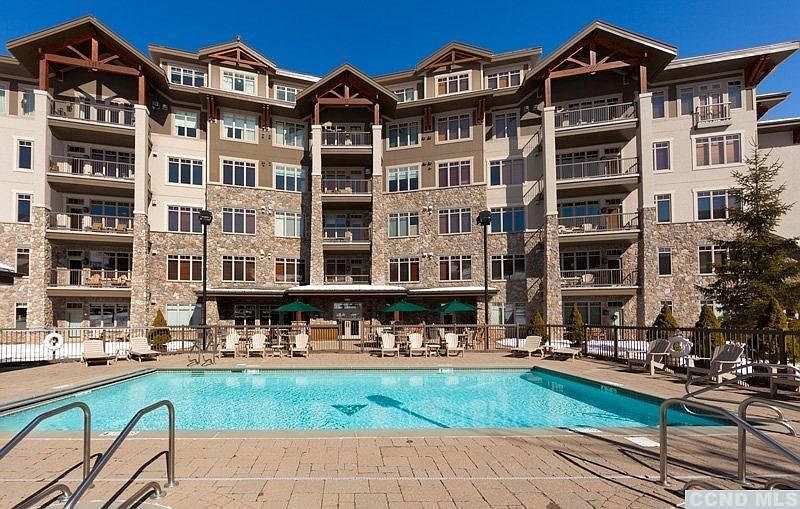 1st image of 10 Enclave North Dr #209