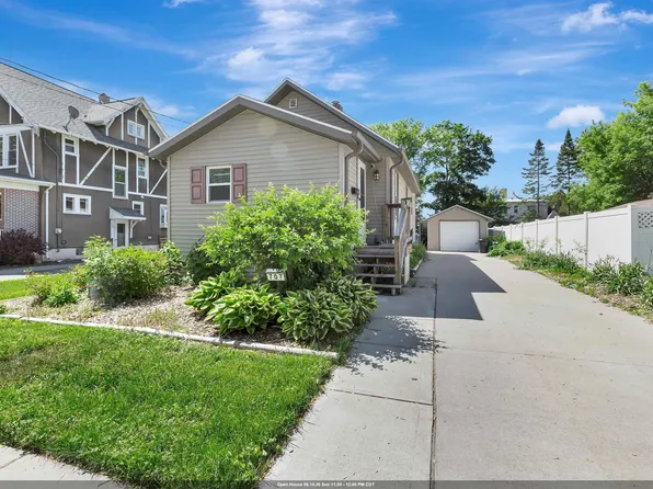 707 E Randall St, Appleton, WI 54911