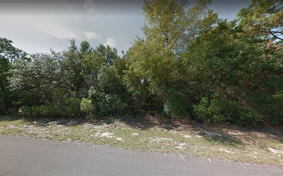 1st image of 1610 W Beach Plum Dr