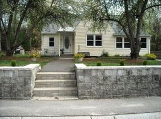 22 Gosselin Rd, Nashua, NH 03062