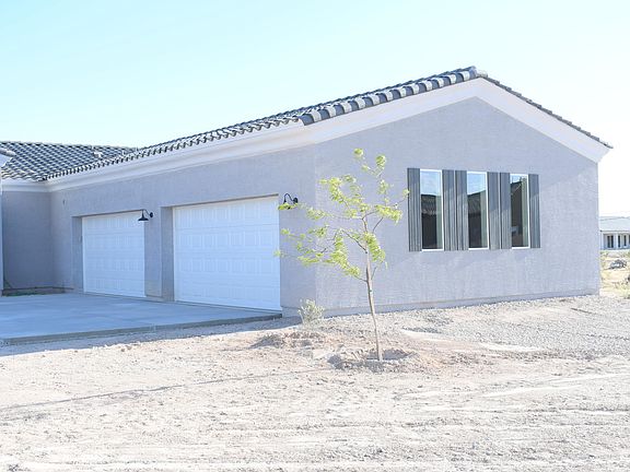 3rd image of 27748 N Oliver Way