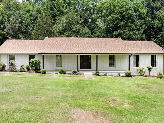 5th image of 12733 Pilgrim Cir