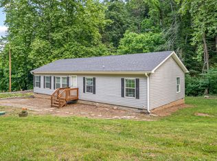 370 Ambrose Rd, Elliston, VA 24087