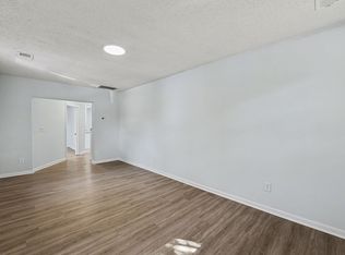 5219 April Ave #C, Charleston, SC 29406