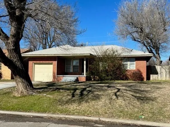 2145 NW Denver Ave, Lawton, OK 73505