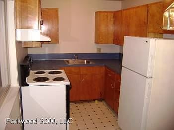 5th image of 3200 NE 140th St #5189938