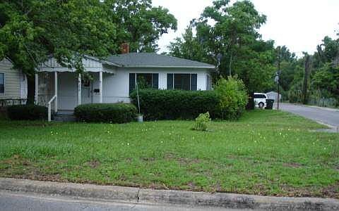 2nd image of 298 SW Miller Ter