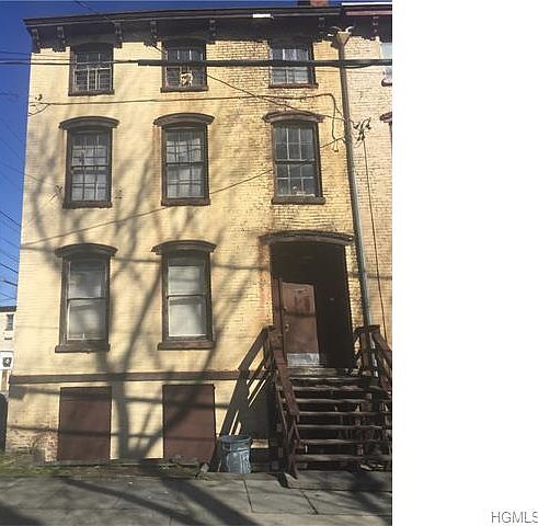 1st image of 174 Chambers St