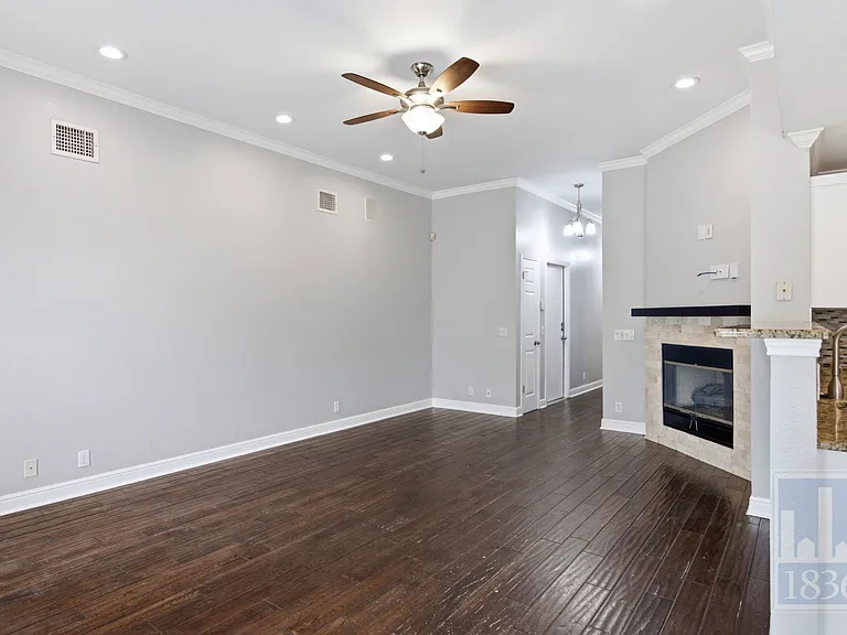 8507 Jilbur Dr — Photo 3
