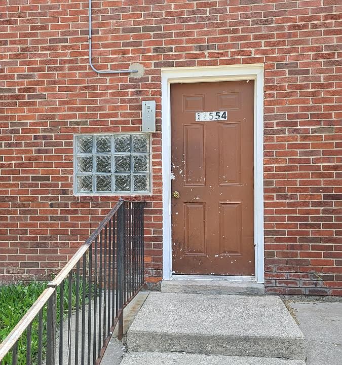 1st image of 11554 La Salle Blvd APT 1