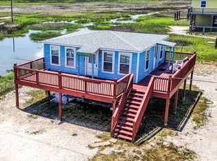 1018 Militia Dr, Surfside Beach, TX 77541
