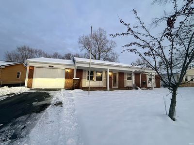 729 Governor Rd, Valparaiso, IN, 46385