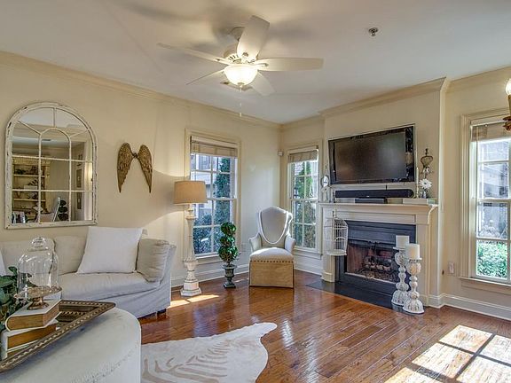 2nd image of 512 Grant Park Ct