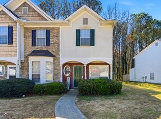 1686 Camden Forrest Trl, Riverdale, GA
