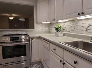 605 SW 75th St APT 102, Gainesville, FL 32607