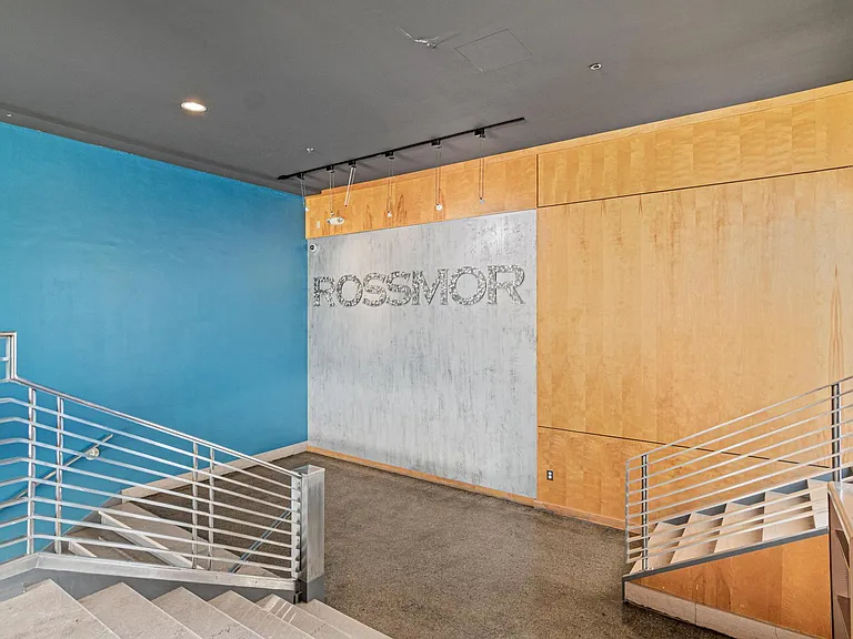 500 Robert St #401 — Photo 19