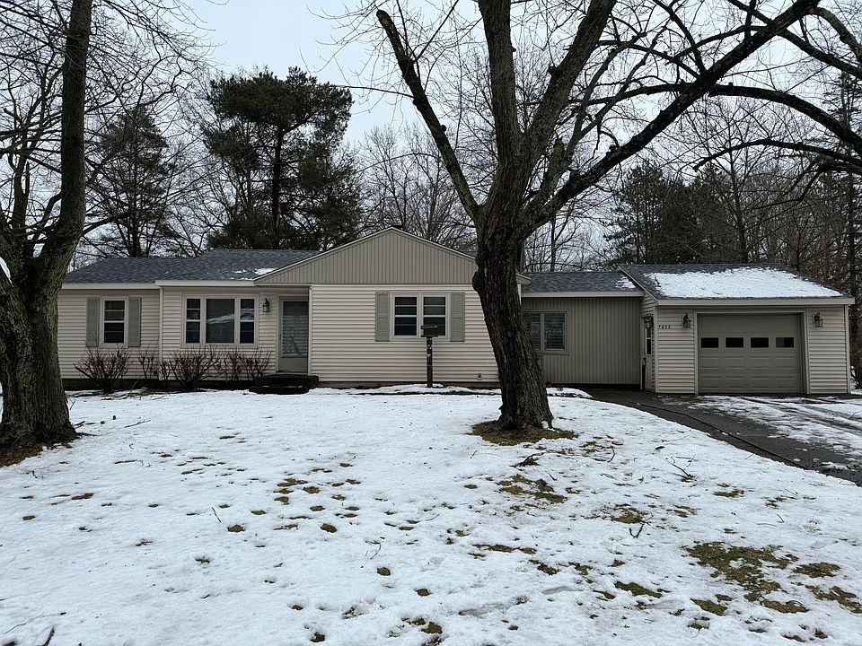 1st image of 7633 Lake Wood Dr