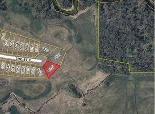 1132 3rd St E, Wanamingo, MN 55983