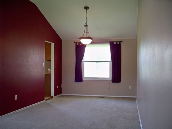 5th image of 317 Topton Dr