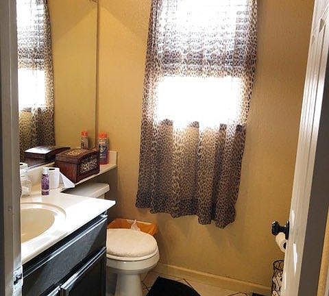5th image of 5521 Sun Brook Ct