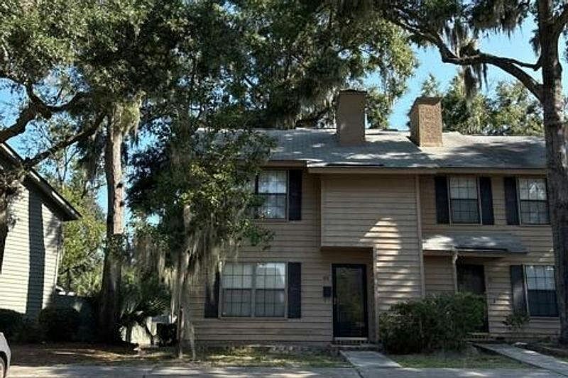 2nd image of 49 Hidden Lake Ct