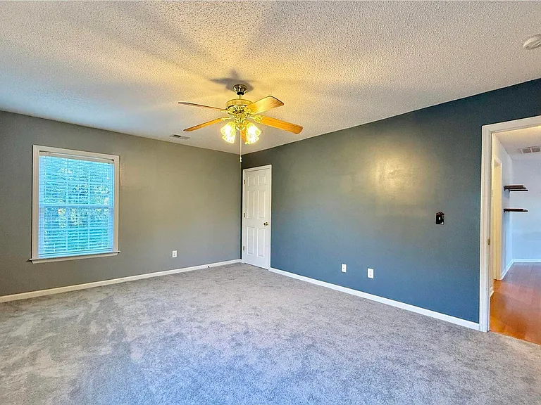 108 Willowbend Ln — Photo 21