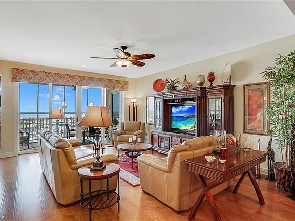 3rd image of 6021 Silver King Blvd Unit 402
