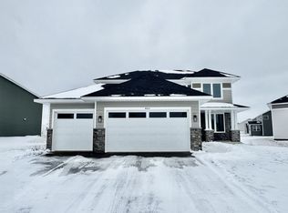4651 Obsidian Way, Victoria, MN 55386