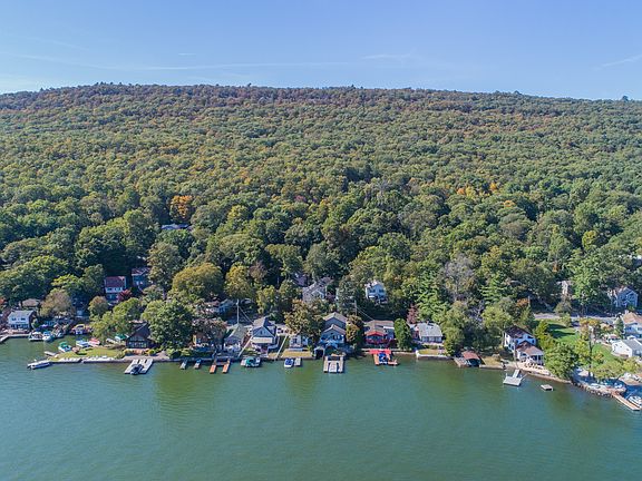 4th image of 144 Lake Shore Rd