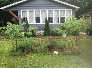 215 S Division St, Whitehall, MI 49461
