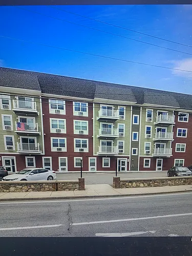 275 W Main St #21 Photo 1