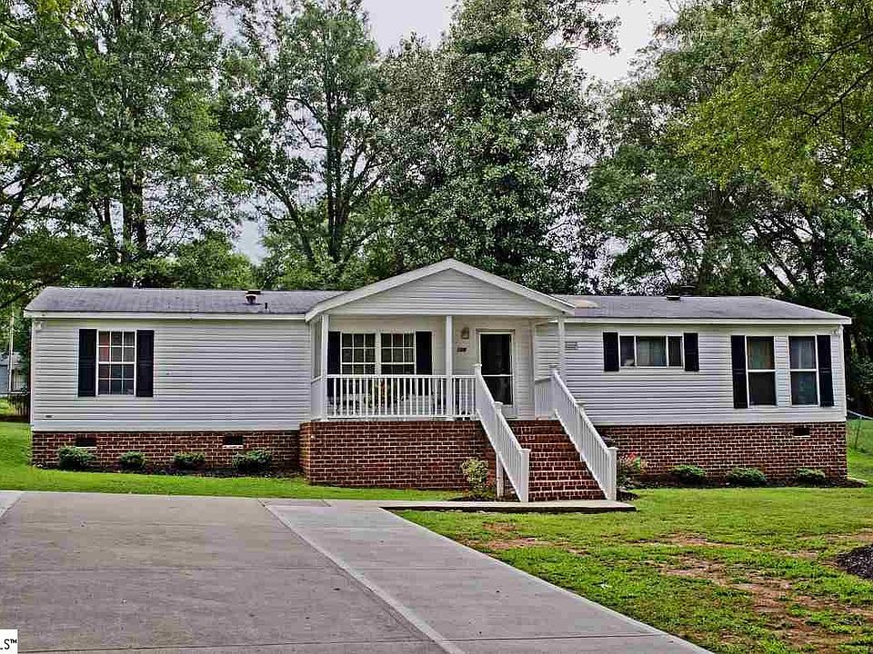 1st image of 109 Fleetwood Dr