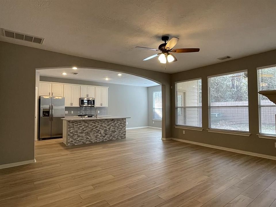 1st image of 111 Benedict Canyon Loop