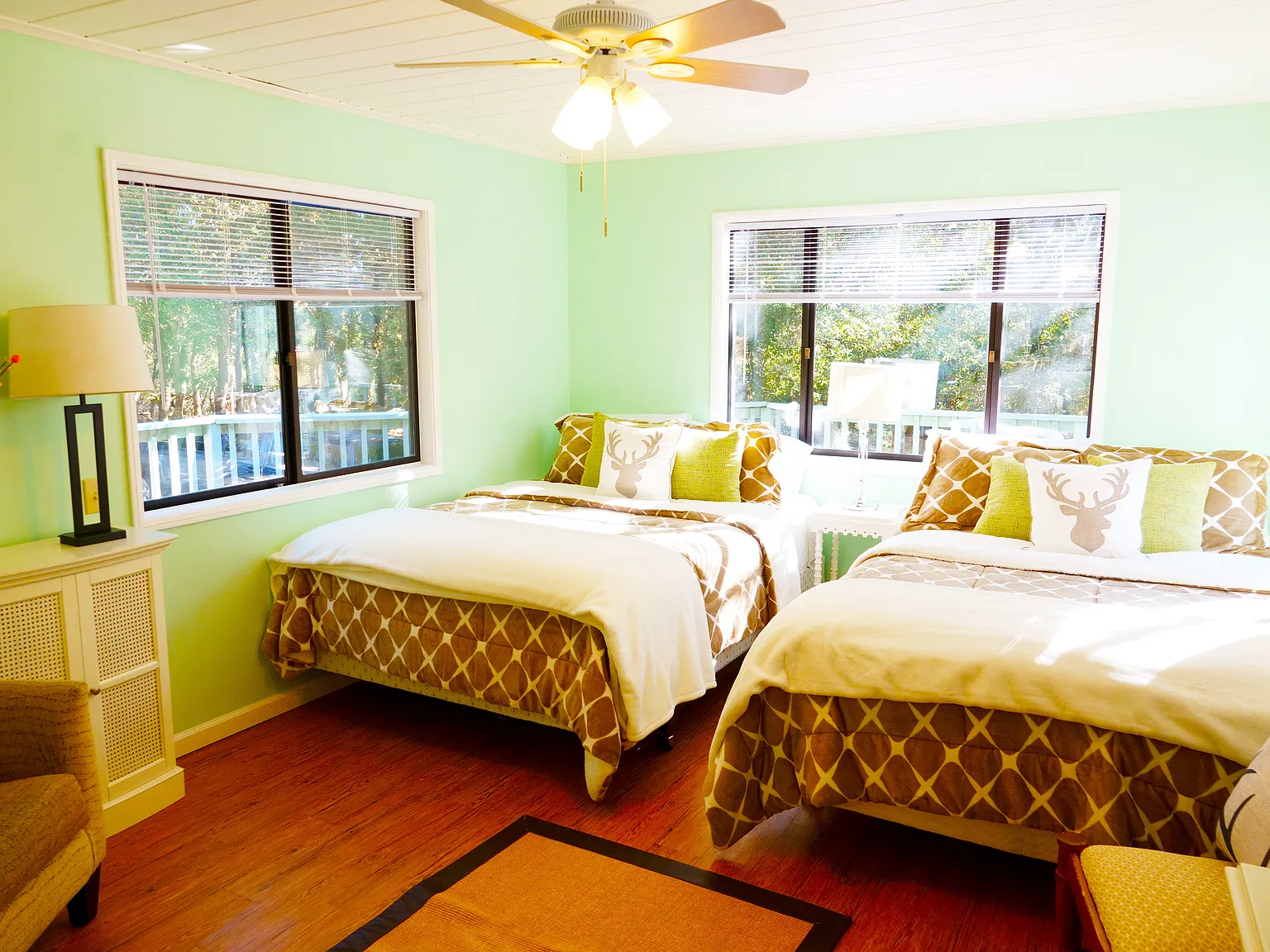4 bed, 2400 sqft, $3,900 — Photo 3