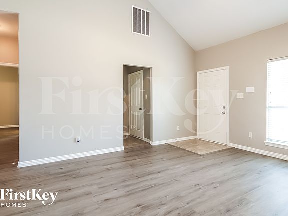 3rd image of 10030 Date Meadow Ln