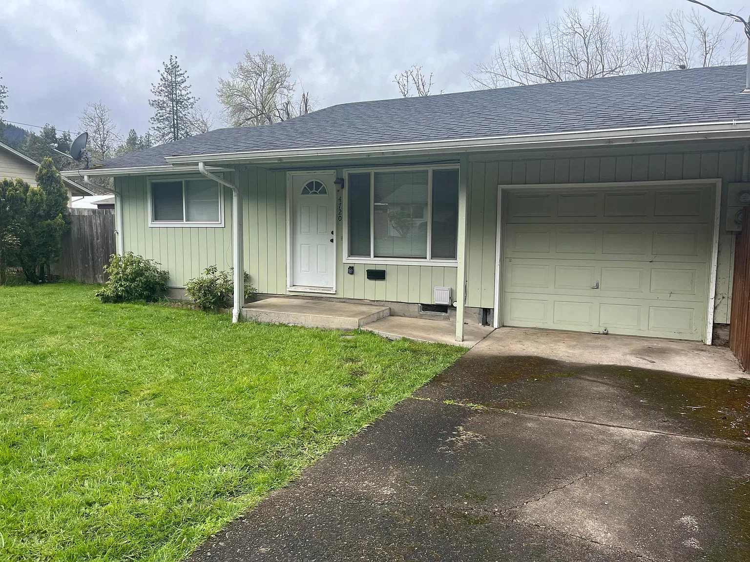 4720 Center Way — Photo 1