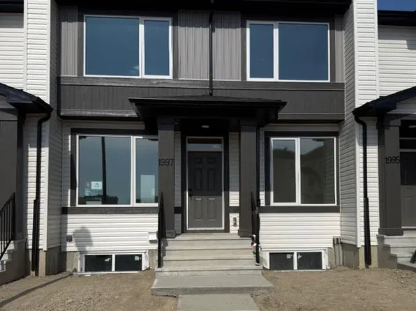 1997 W McCaskill Dr, Crossfield, AB T0M 0S0