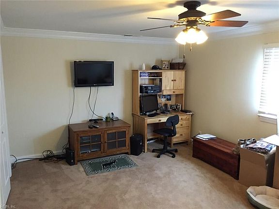 5th image of 8535 Tidewater Dr APT C