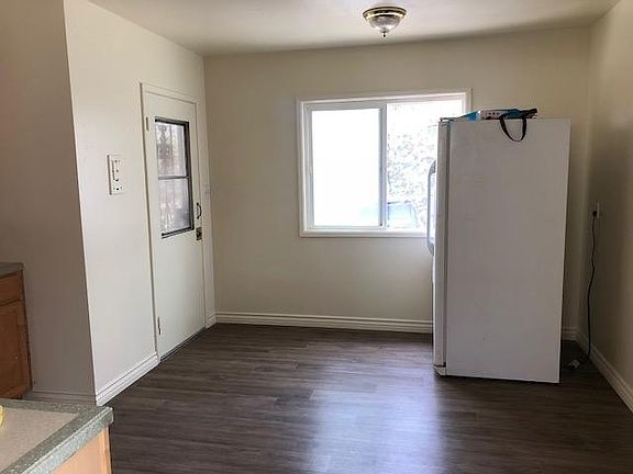 3rd image of 5218 Imperial Ave