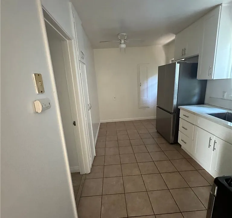 50 Harkness Ave