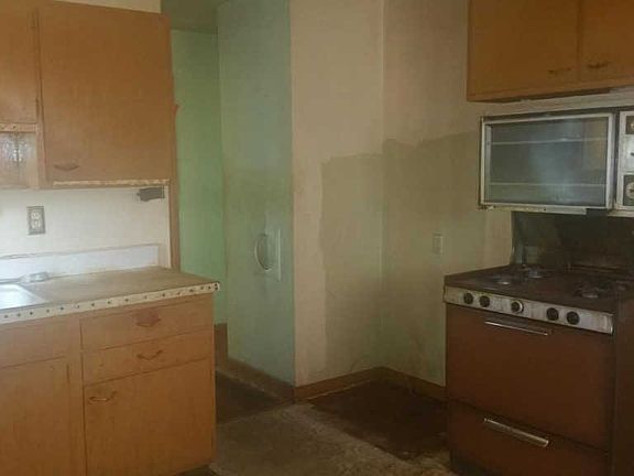3rd image of 1839 Pannell Ave